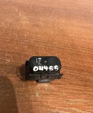 Mercedes-Benz E W210 Other switches/knobs/shifts 2108211451 D4455