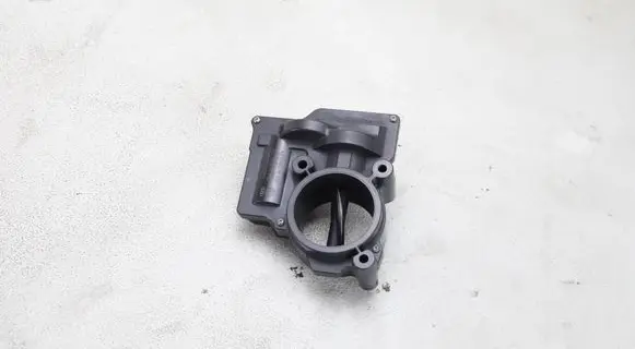 Volkswagen PASSAT B7 Throttle valve 03C128063A A2C53104475