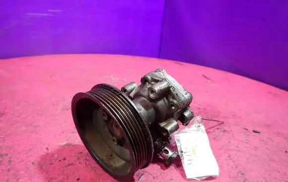 Volkswagen Golf IV Power steering pump 1J0422154B