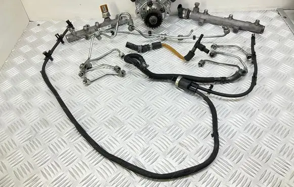 Audi A5 8T 8F Fuel injection high pressure pump 059130755AB 059130089AH 059130090AH
