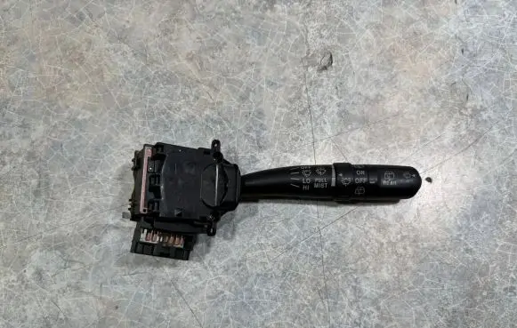 Subaru Legacy Wiper control stalk 17A164LH1