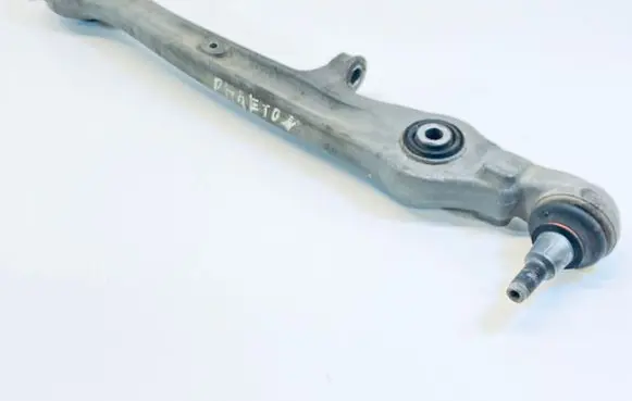 Front lower control arm/wishbone