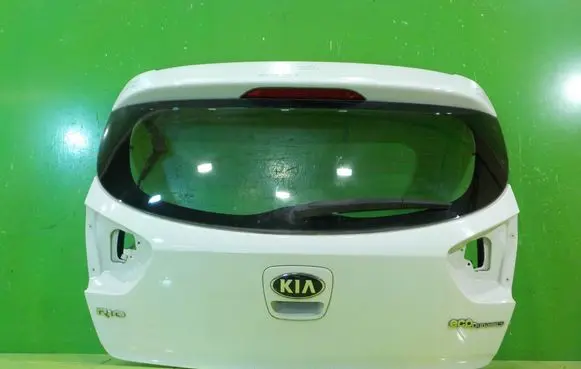 KIA Rio Tailgate/trunk/boot lid XP129