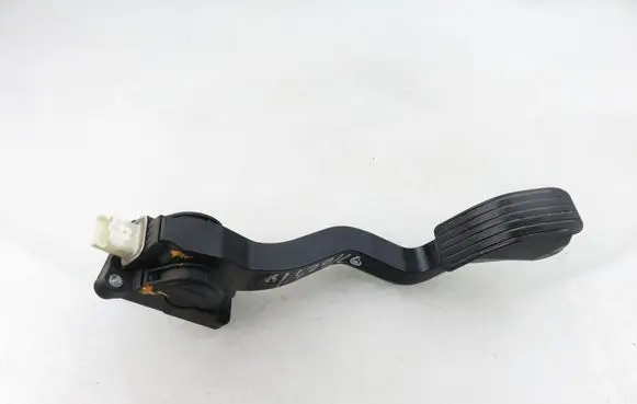 Peugeot 307 Accelerator throttle pedal 9646702180 0260752251