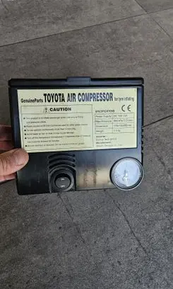 Toyota RAV 4 (XA30) Tire air pump compressor AIRCOMPRESSOR