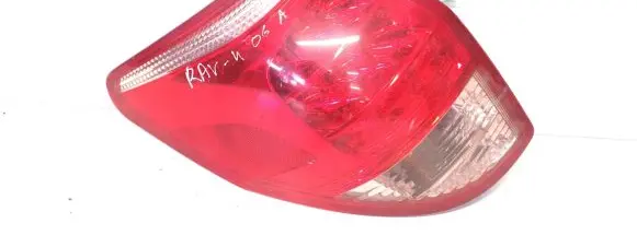 Toyota RAV 4 (XA30) Rear/tail lights