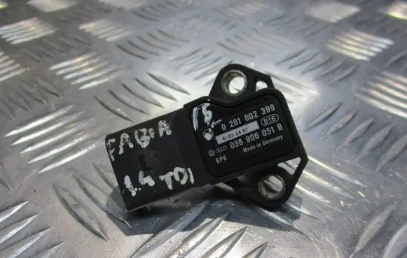 Skoda Fabia Mk1 (6Y) Air pressure sensor 038906051B