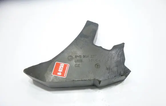 Skoda Fabia Mk3 (NJ) Fender foam support/seal 6V0864237