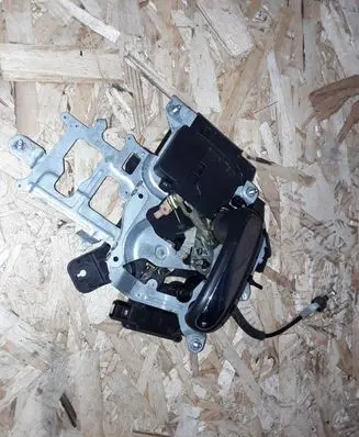 KIA Carnival Sliding door lock 