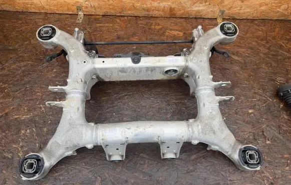 BMW 5 GT F07 Rear subframe 6798545 91328827