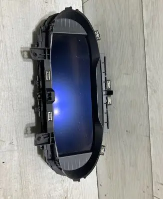 Speedometer (instrument cluster)