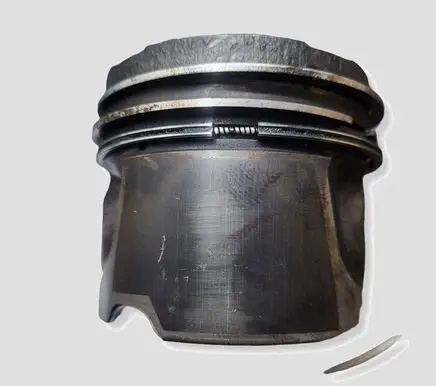 Volvo XC90 Piston D5244T4
