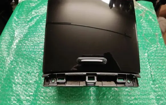KIA Sorento Front trunk storage compartment 84630C5000 733C71 DUSNMGAT