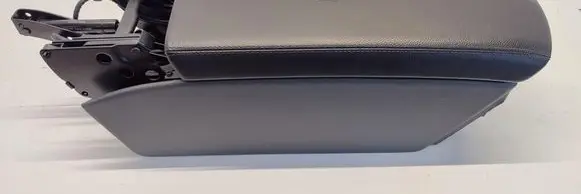 Mercedes-Benz SL AMG R230 Armrest A2306800050