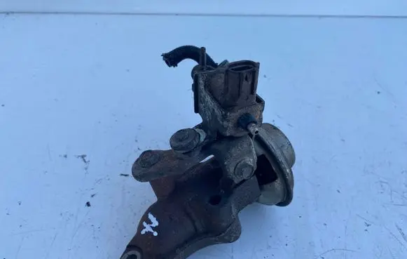Toyota Avensis T220 EGR valve 2580027010 2562027060