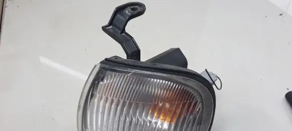 Suzuki Baleno EG Front indicator light 21032018