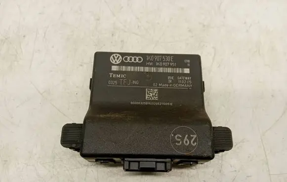 Volkswagen Touran I Gateway control module 1K0907530E 0325 1K0907951