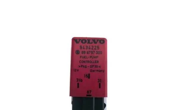 Volvo 850 Fuel pump relay 9434225 898797000