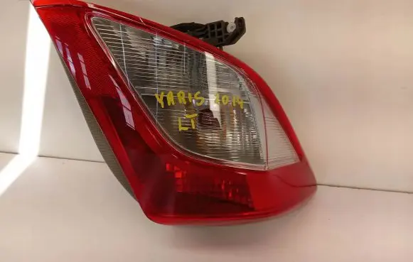 Toyota Yaris Rear/tail lights