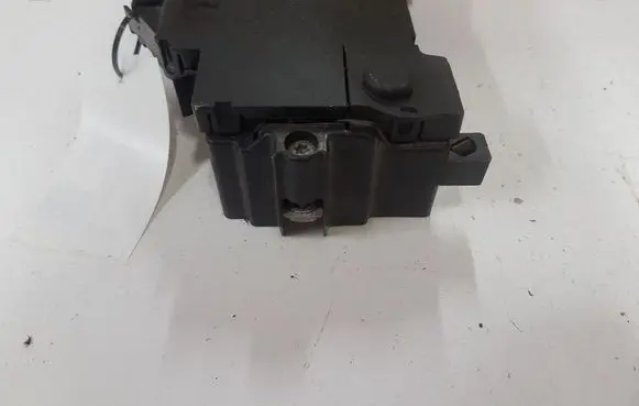 Volvo V40 Current control relay 306591923