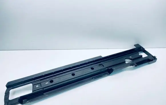 Volkswagen Touareg II Other trunk/boot trim element 7P6863599A