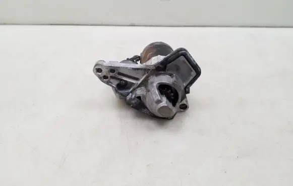 Nissan Qashqai Starter motor 233004979R