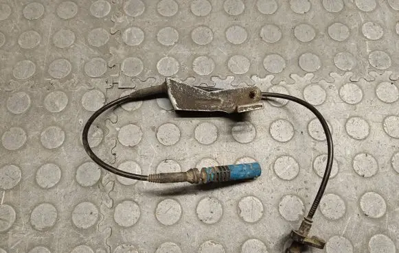 BMW 5 E39 ABS brake wheel speed sensor 34526756375 6756375