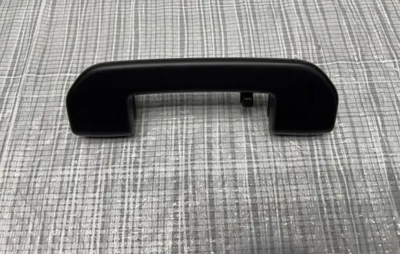 Peugeot 307 Tie down hook / loop