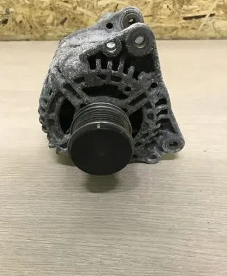 Ford Galaxy Generator/alternator 038903023L