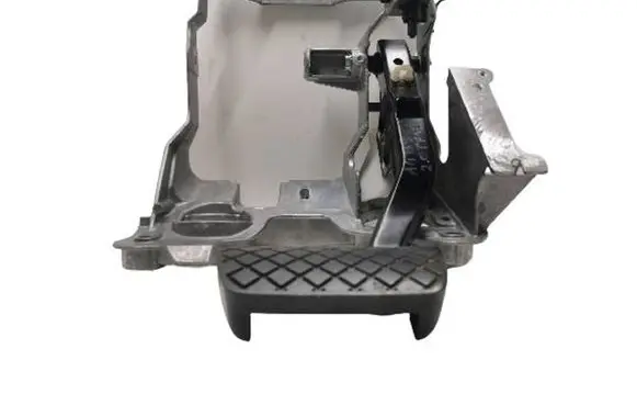 Audi A4 S4 B8 8K Brake pedal bracket assembly 8K1721117