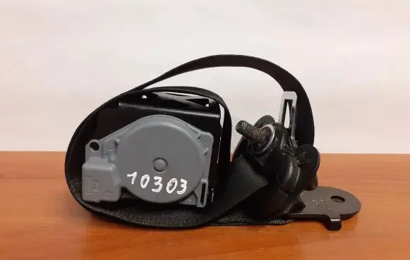 BMW X5 E70 Front seatbelt 306090410 0713F9P1B9