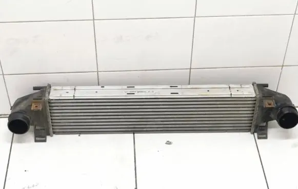 Volvo V70 Intercooler radiator 31338474 M160621d