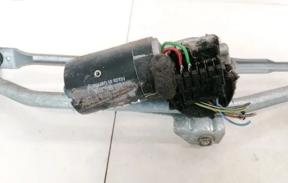 Audi A4 S4 B5 8D Wiper motor 8D1955113A