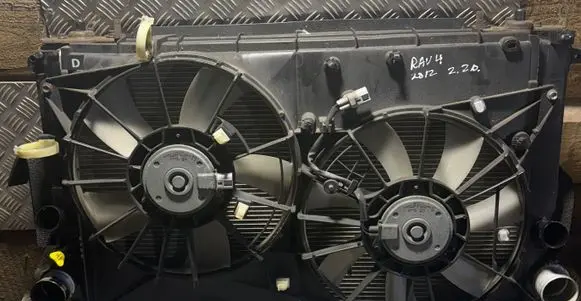Toyota RAV 4 (XA30) Radiator set 