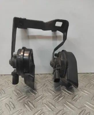 Audi A7 S7 4G Horn signal 4H0951221