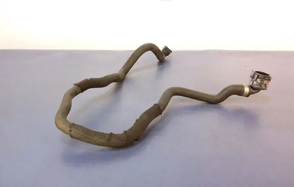 BMW 5 G30 G31 G38 Engine coolant pipe/hose 8602634