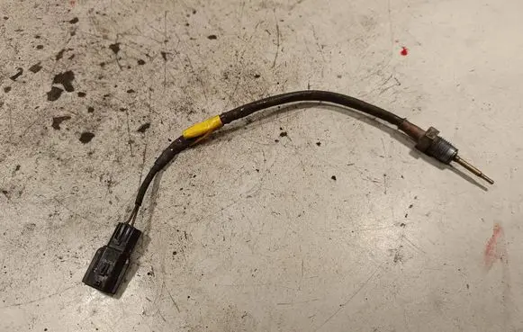 Nissan X-Trail T32 Exhaust gas temperature sensor 