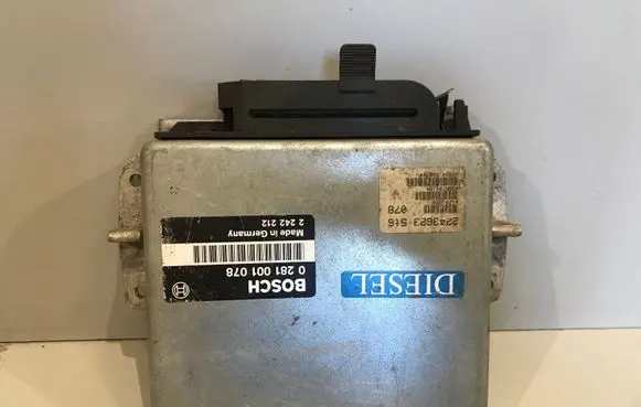BMW 5 E34 Engine control unit/module 0281001078 2242212