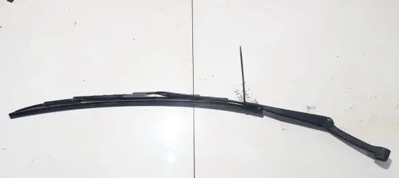Audi 80 90 B3 Front wiper blade arm