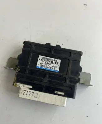 Mitsubishi Pajero Gearbox control unit/module X471773 MR528637