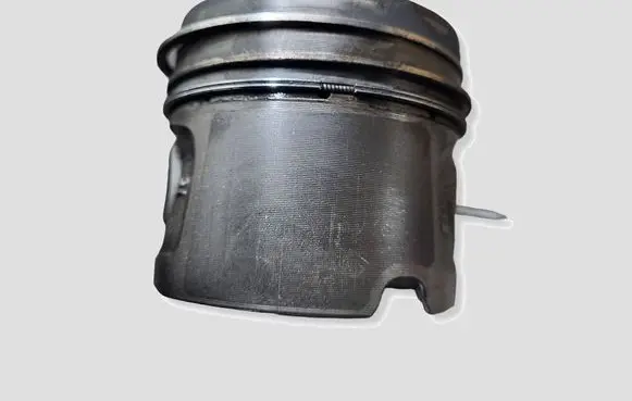 BMW 1 E81 E87 Piston N47D20C