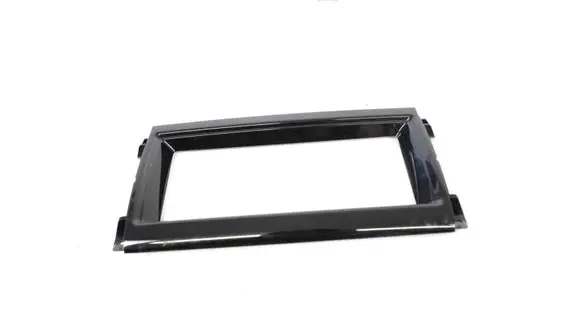 Land Rover Discovery 5 Radio/GPS head unit trim HY32047A04A