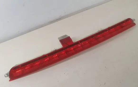 Mercedes-Benz GLE (W166 - C292) Third/center stoplight A1668200056