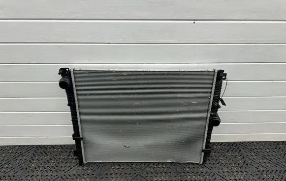 Coolant radiator