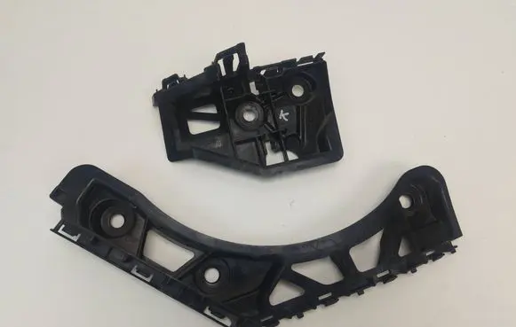 Volkswagen Tiguan Rear bumper mounting bracket 5NA807393A 5NA807393