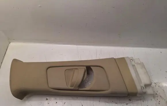 Toyota Avensis T250 (B) pillar trim (top) 6241005020A0 7302305010A0
