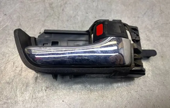 Toyota Prius (NHW20) Rear door interior handle 6927347020 6920547020