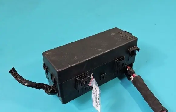 Lancia Thema Fuse box set P68092914AC IMPRK1464578