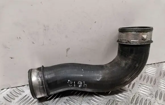 Audi A4 S4 B7 8E 8H Intercooler hose/pipe S20112B