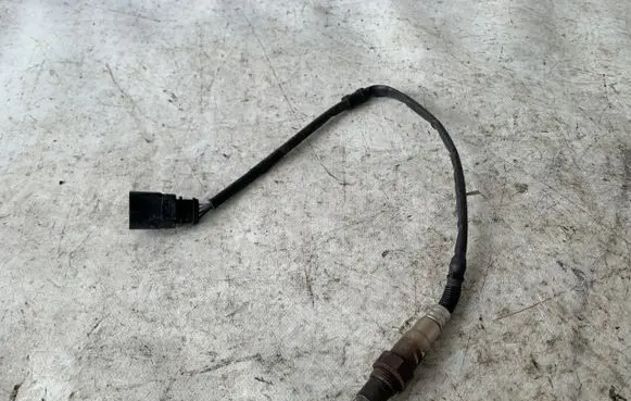 Audi Q3 8U Lambda probe sensor 06K906262AD